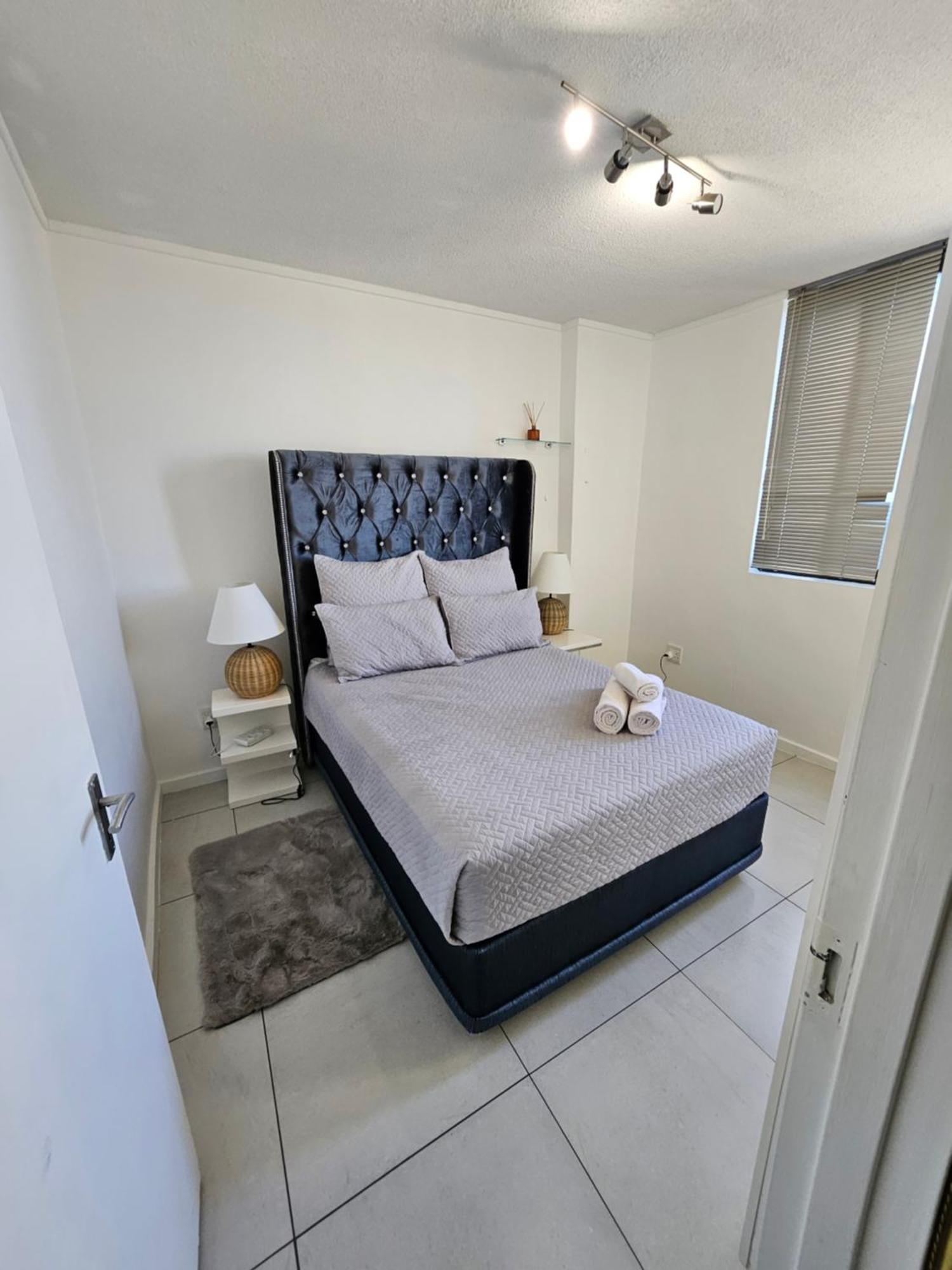 Kingelph Home-Stay Windhoek Dış mekan fotoğraf