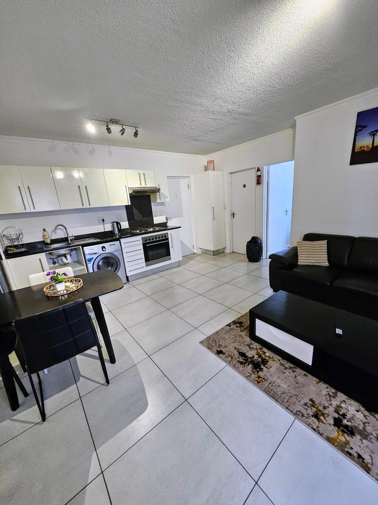 Kingelph Home-Stay Windhoek Dış mekan fotoğraf